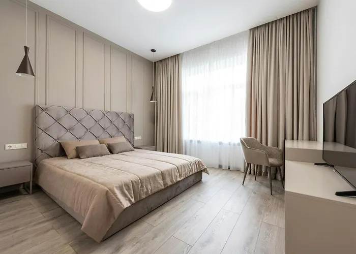 Hotel The Pacific Suites Near Igi Delhi Airport